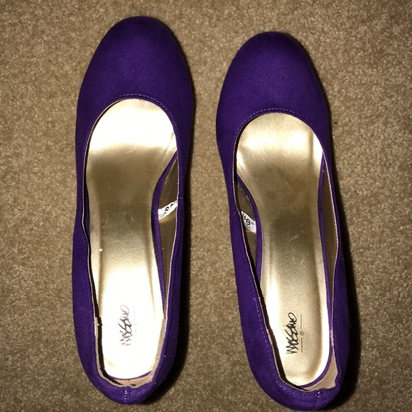 Purple heels - Picture 2 of 8